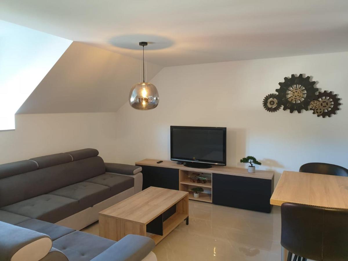 Apartmani New York โนวากราดิชกา ภายนอก รูปภาพ