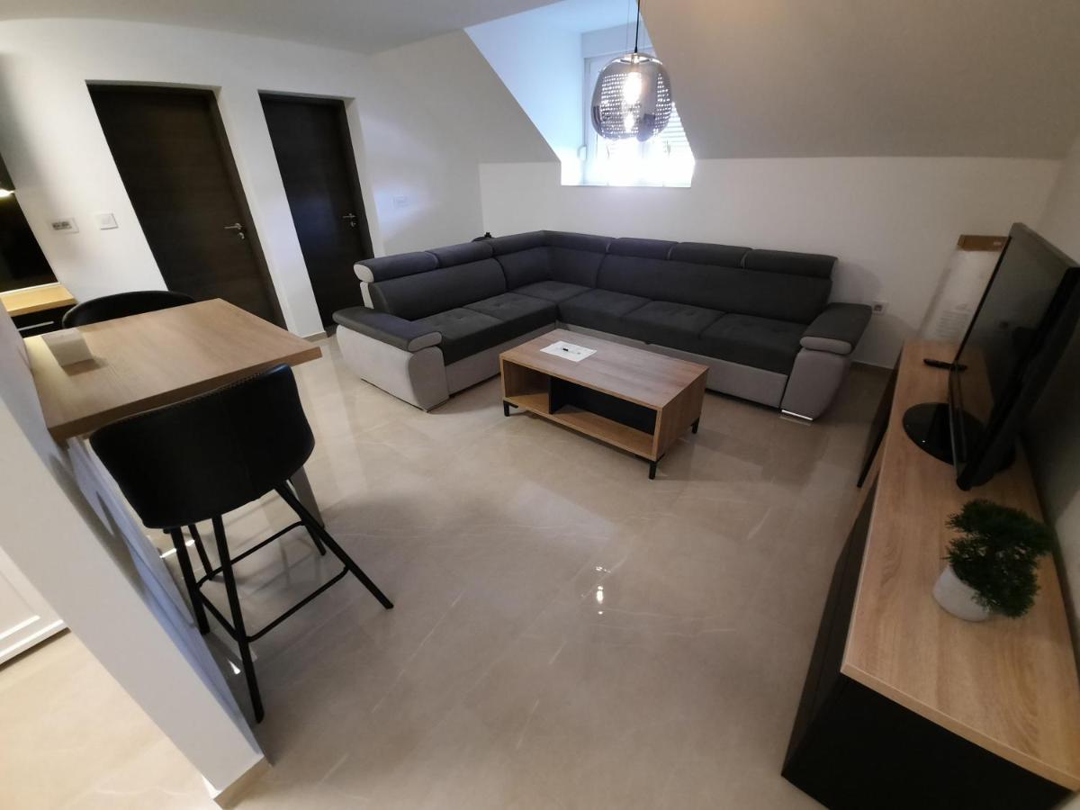 Apartmani New York โนวากราดิชกา ภายนอก รูปภาพ