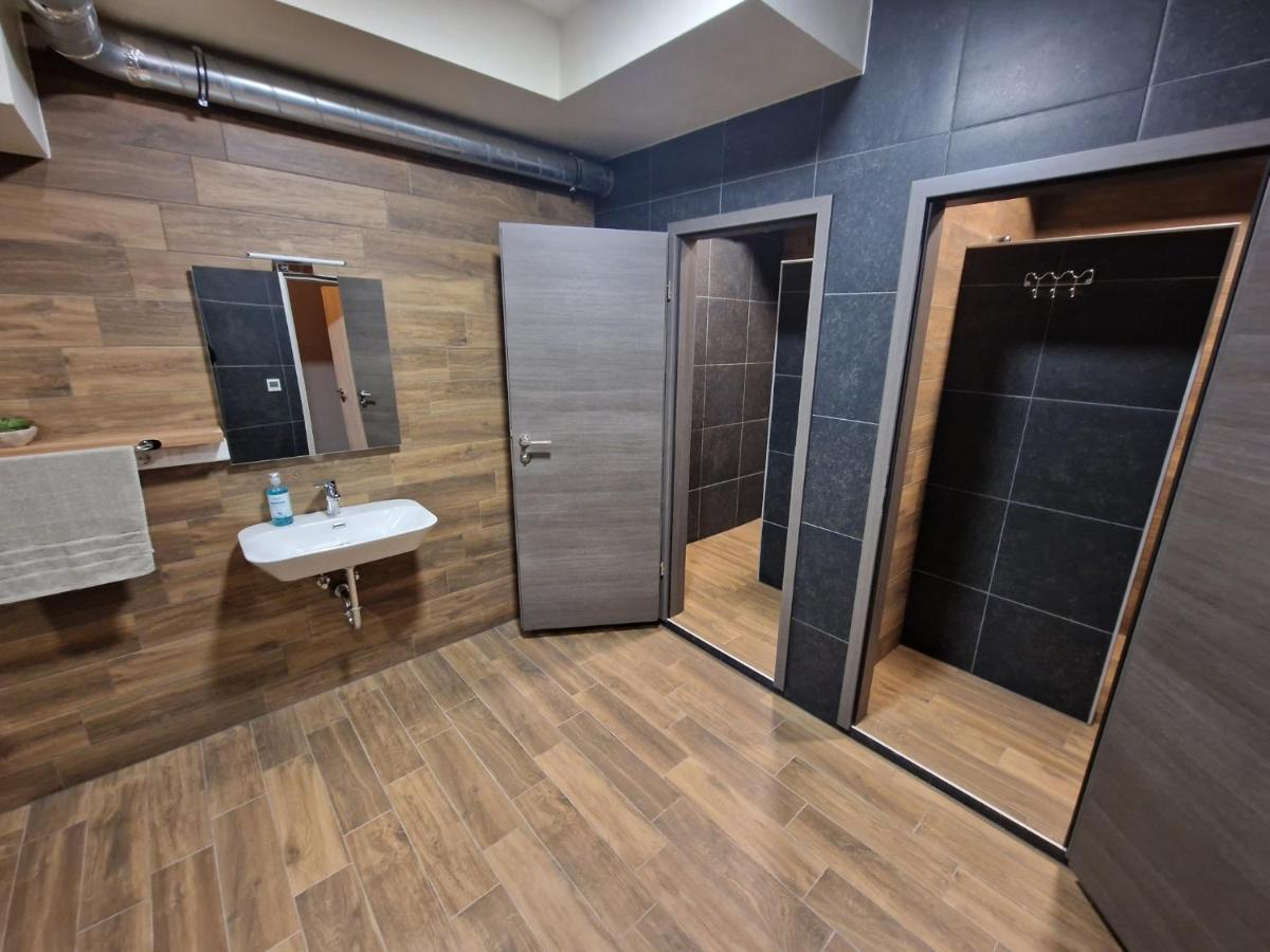 Apartmani New York โนวากราดิชกา ภายนอก รูปภาพ