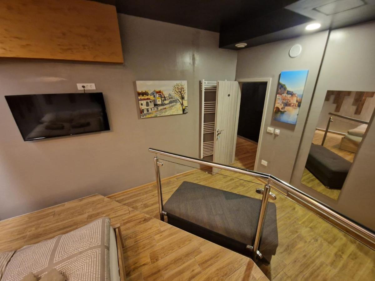 Apartmani New York โนวากราดิชกา ภายนอก รูปภาพ