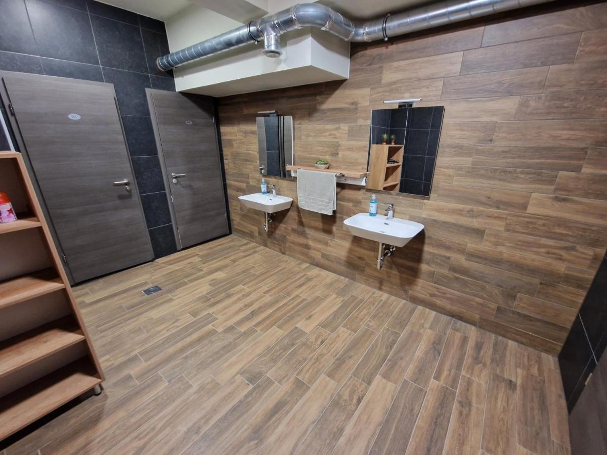 Apartmani New York โนวากราดิชกา ภายนอก รูปภาพ