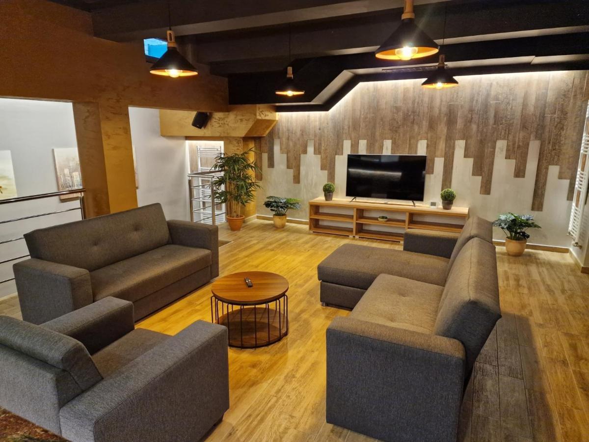 Apartmani New York โนวากราดิชกา ภายนอก รูปภาพ